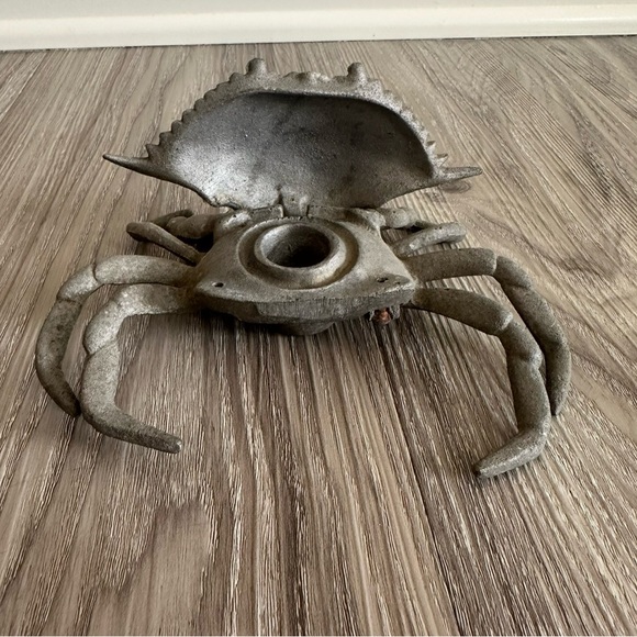 Vintage Brass Crab Trinket Box Ashtray with Hinged Lid Nautical Century MCM - Picture 1 of 4